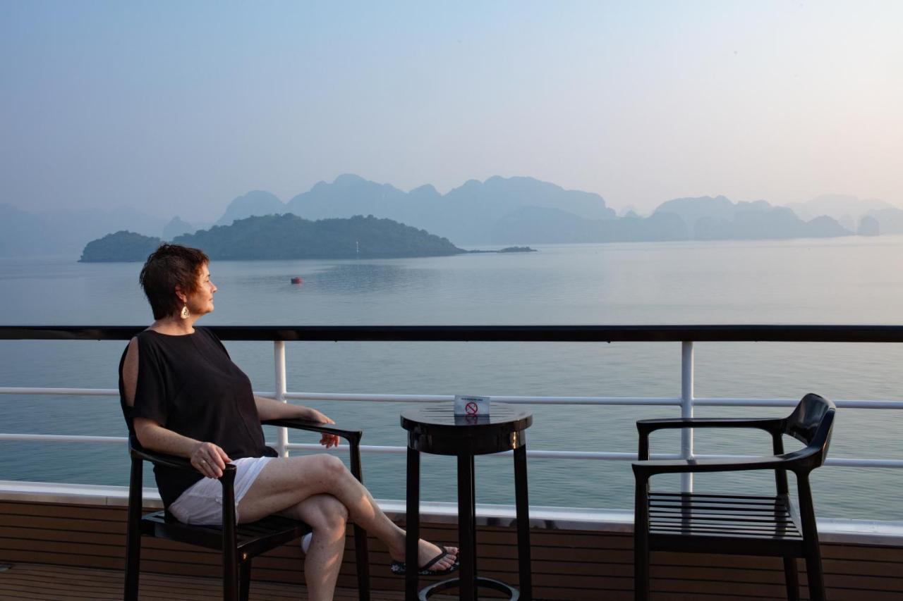 Scarlet Pearl Cruises - Wonder On Lan Ha Bay Hotel Ha Long Exterior photo