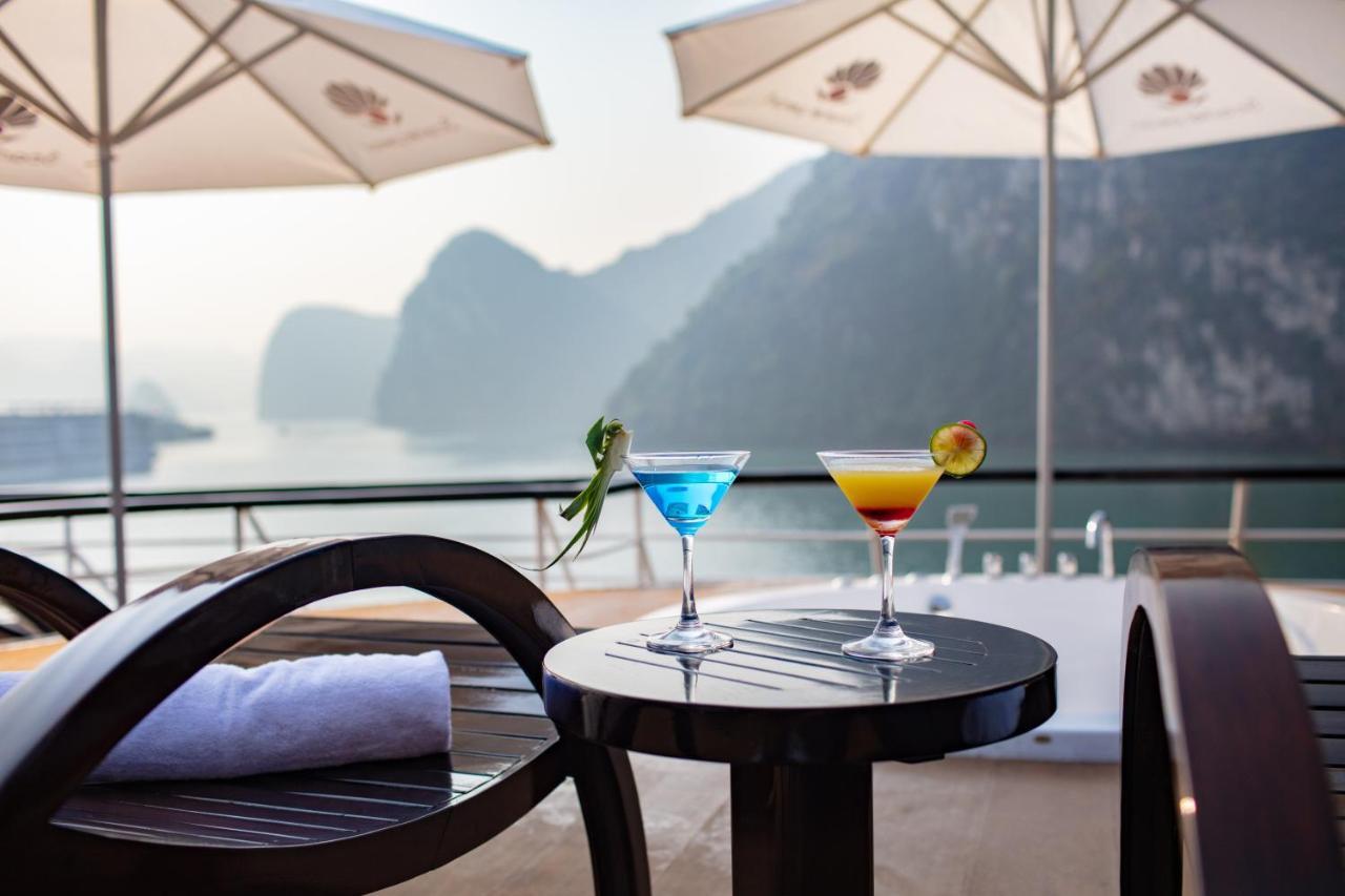 Scarlet Pearl Cruises - Wonder On Lan Ha Bay Hotel Ha Long Exterior photo