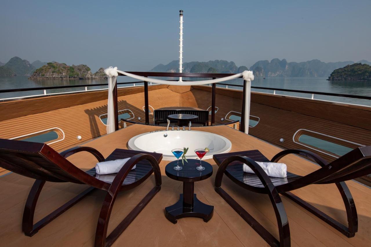 Scarlet Pearl Cruises - Wonder On Lan Ha Bay Hotel Ha Long Exterior photo